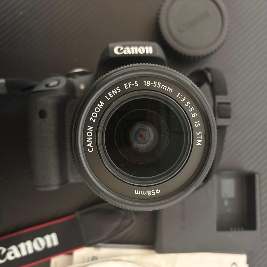 Canon EOS Kiss X8i デジタル一眼レフ【セール】