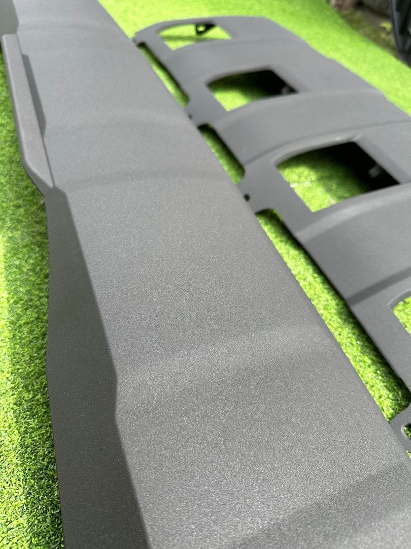 ランドクルーザー　250 リアバンパー　ラプターライナー塗装