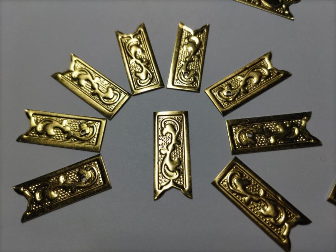 ★☆26ｍｍｘ 100枚【唐草真鍮金具】 神輿、山車、祭り、飾り真鍮金具