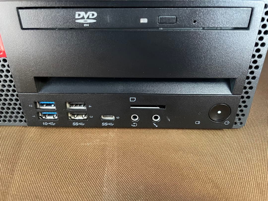 ThinkCentre 第8世代i5 メモリ16GB SSD512GB