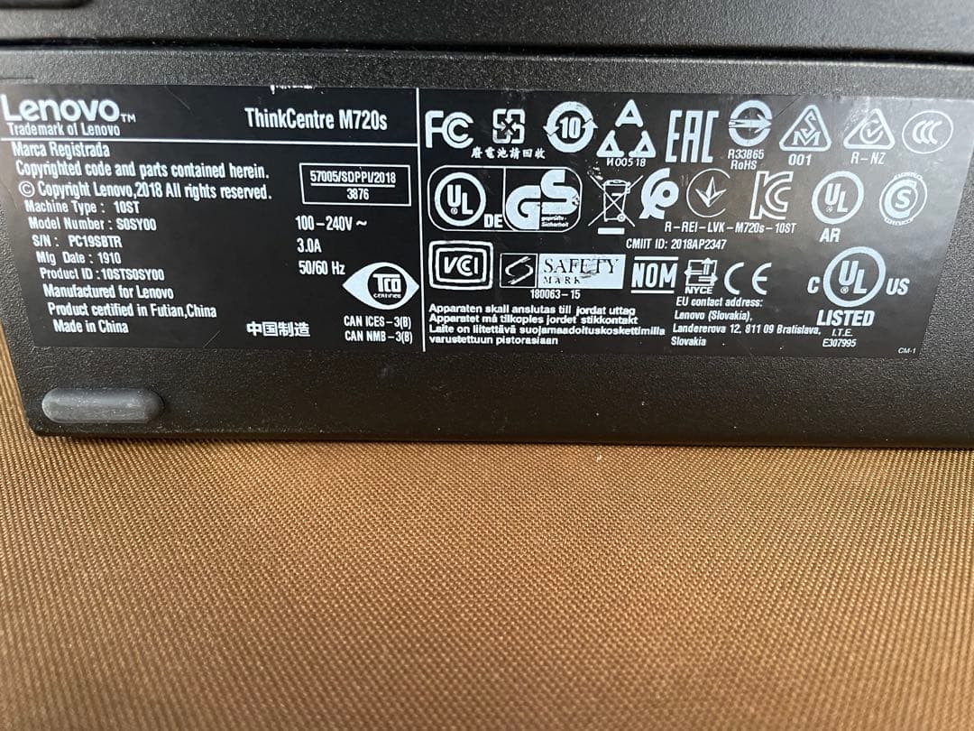 ThinkCentre 第8世代i5 メモリ16GB SSD512GB