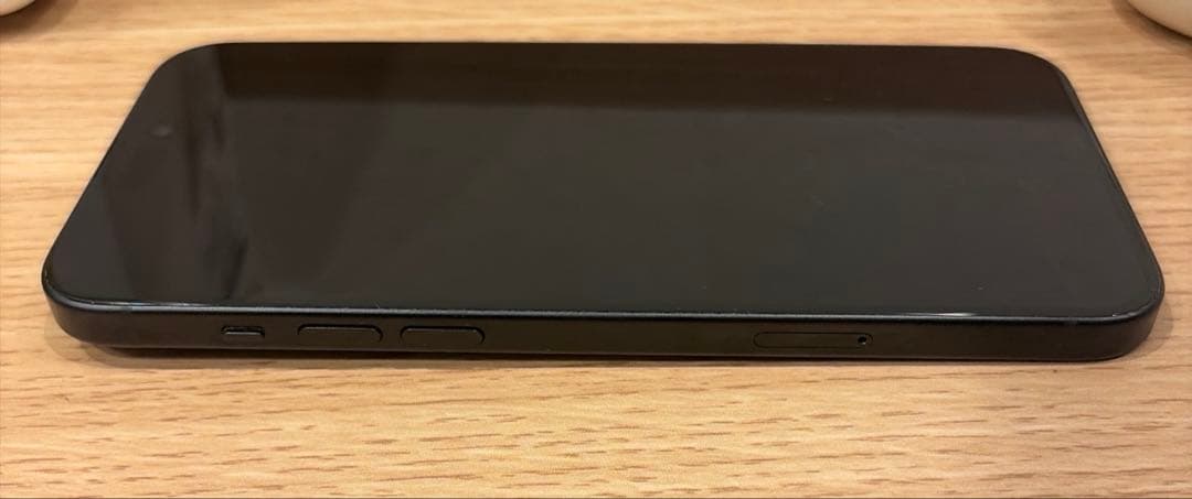 iPhone 15 Plus 128GB ブラックSIMフリー