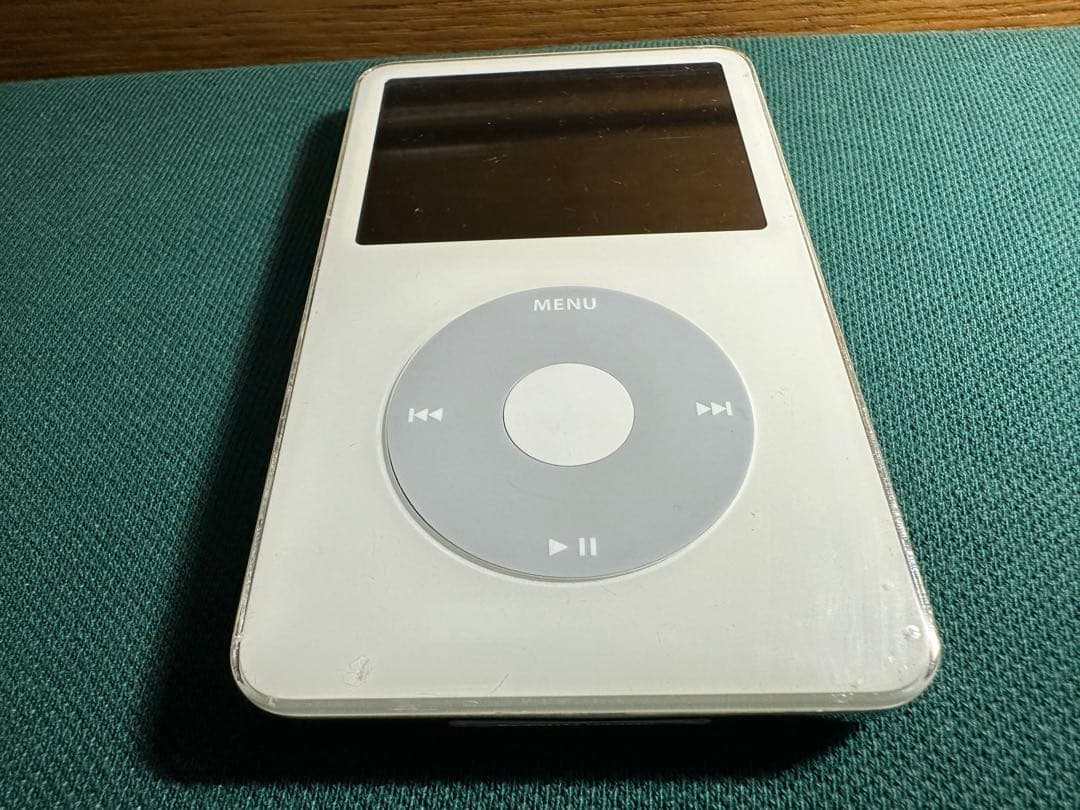 きれいなiPod Classic 5.5世代 AM444J 新品バッテリー