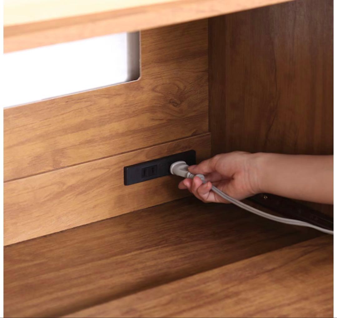 ヴィンテージ食器棚　ニトリ