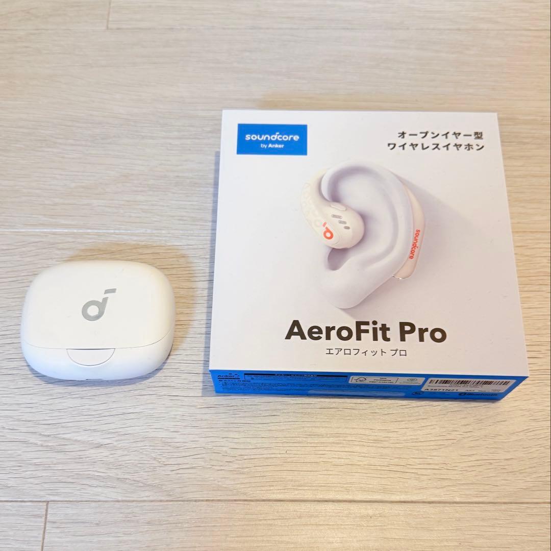 AeroFit Pro ワイヤレスイヤホン ホワイト