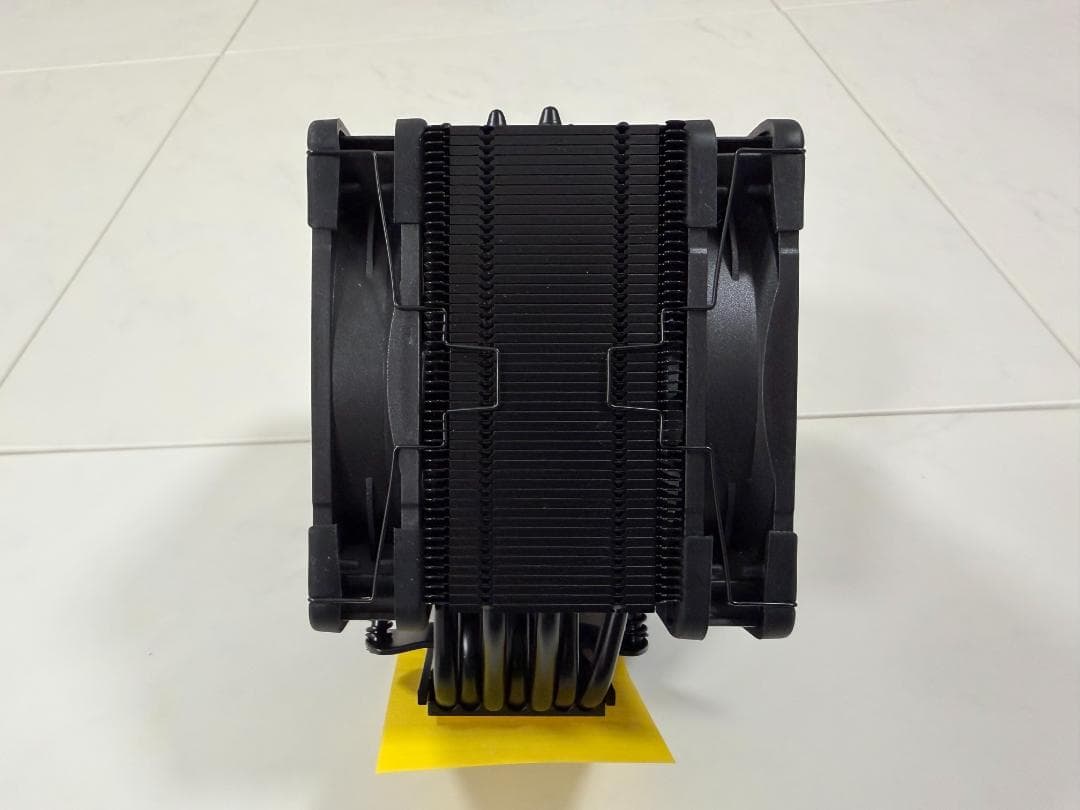 Noctua NH-U12A chromax.black + NA-HC8カバー