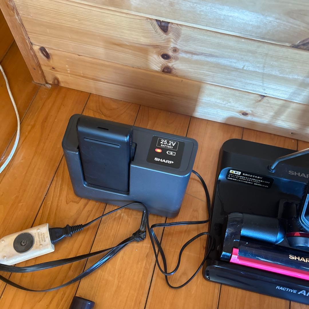 SHARP EC-SR3SX スティッククリーナー レッド