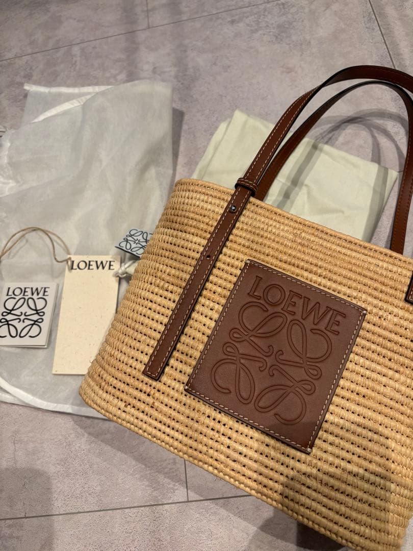 LOEWE カゴバッグ　スクエアバスケットバッグ