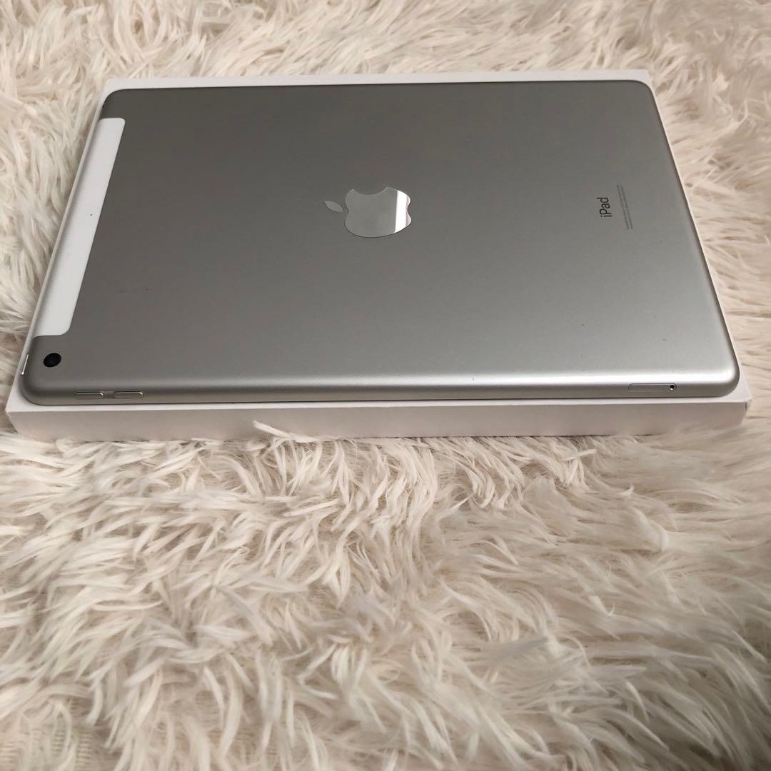 【完動品】iPad 第7世代 32GB SIMフリー【すぐ発送】