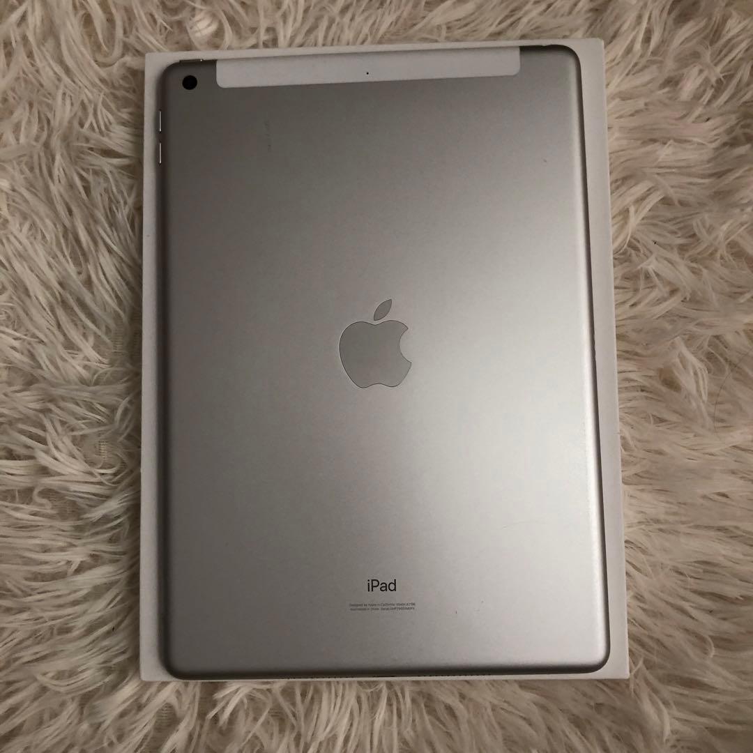 【完動品】iPad 第7世代 32GB SIMフリー【すぐ発送】
