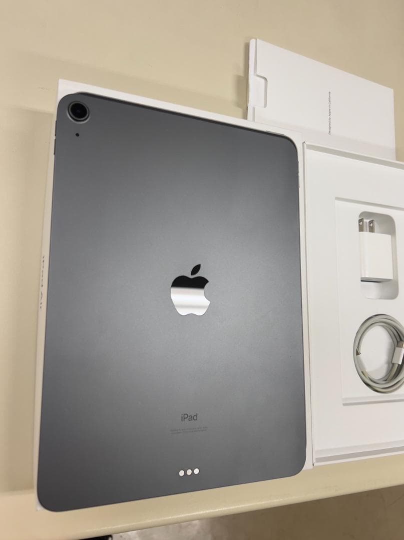 iPad air 4 スペースグレー 256GB WiFiモデル