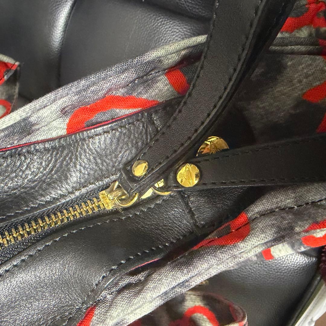 ヴィヴィアンウエストウッド ヤスミン レオパード ハンドバッグ オーブ チャーム