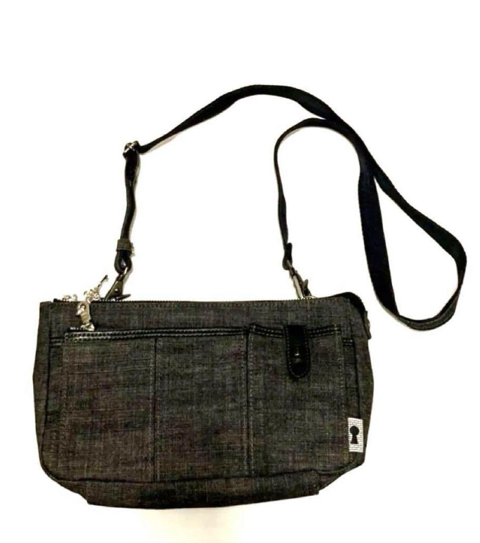 【新品未使用品・入手困難】名探偵コナン公式多機能バッグプレミアムコレクション