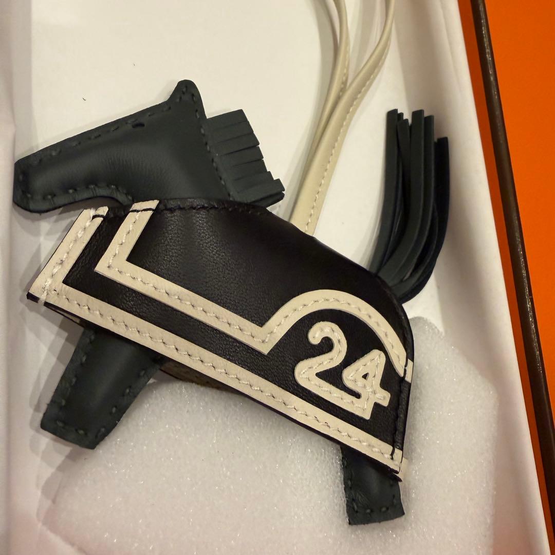【新品】エルメス　ロデオチャーム　ロベオ24