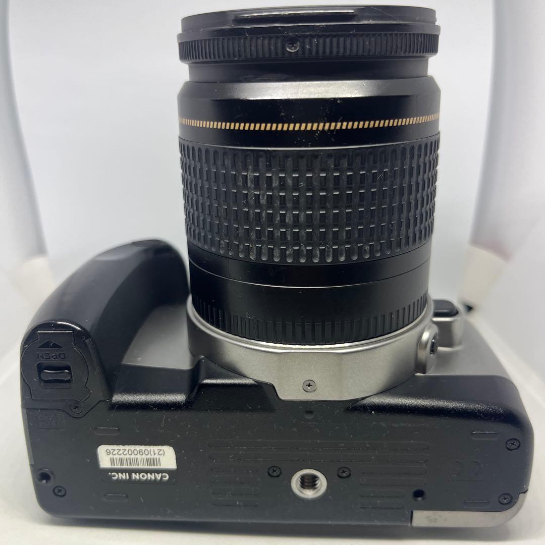 EOS Kiss 7 欧州版(EOS 300X)+ EF 28-80mm