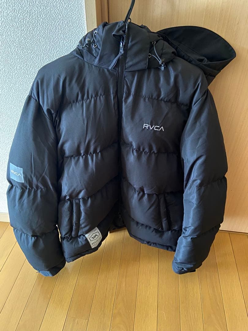 【美品】rvca AZUL コラボ　ダウン　M