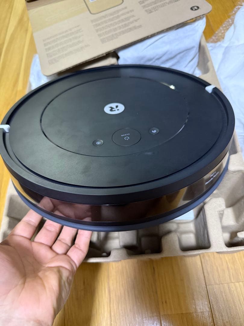 iRobot ルンバ コンボ Essential ロボット掃除機 RVG-Y1