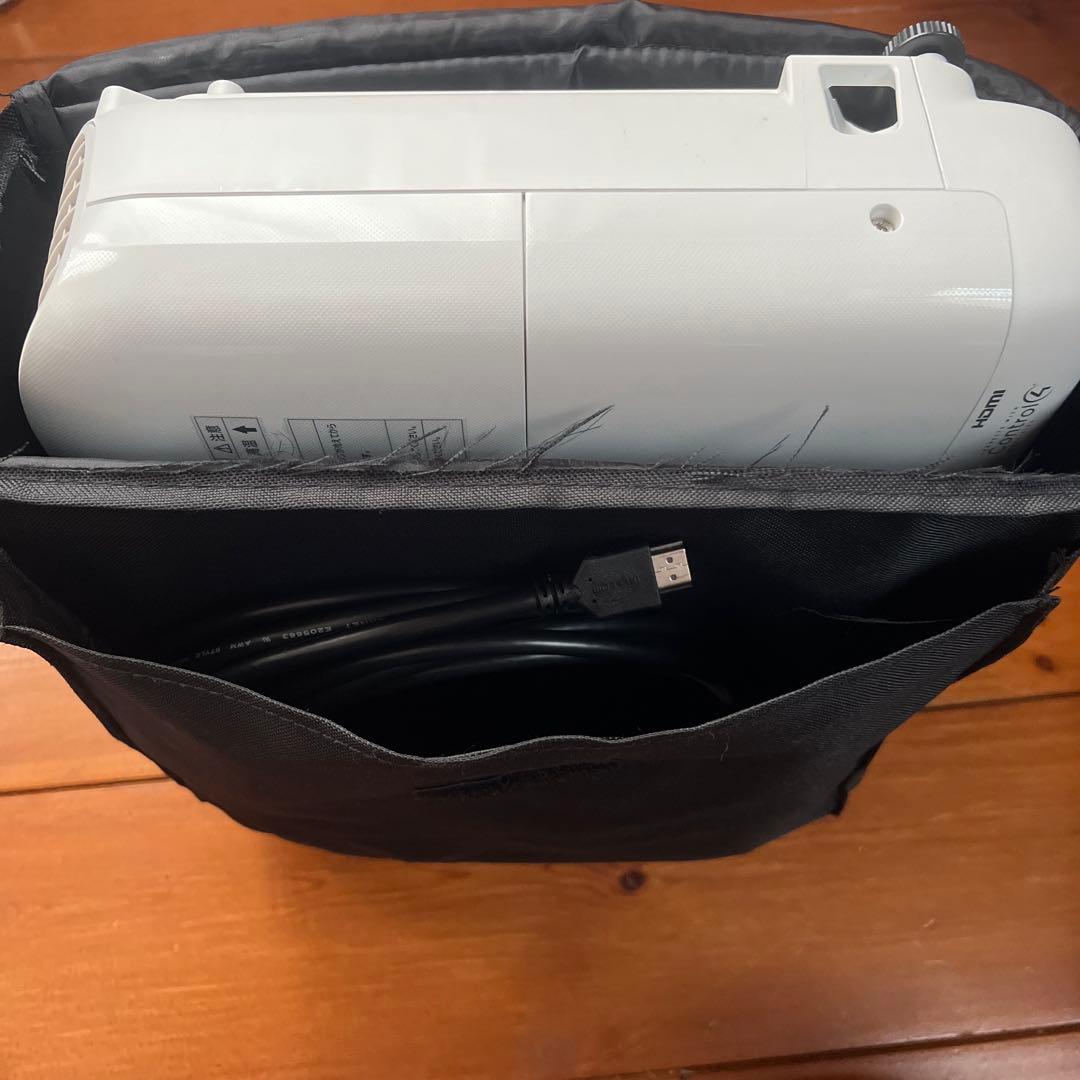 （付属品完備)EPSON EB-2247U プロジェクター