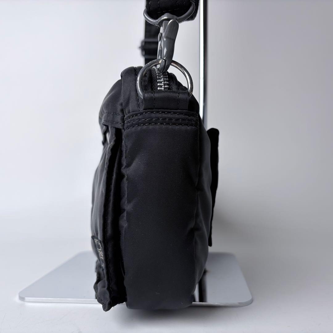 【廃盤モデル】ポータータンカーコンパクトショルダーカメラバックブラック