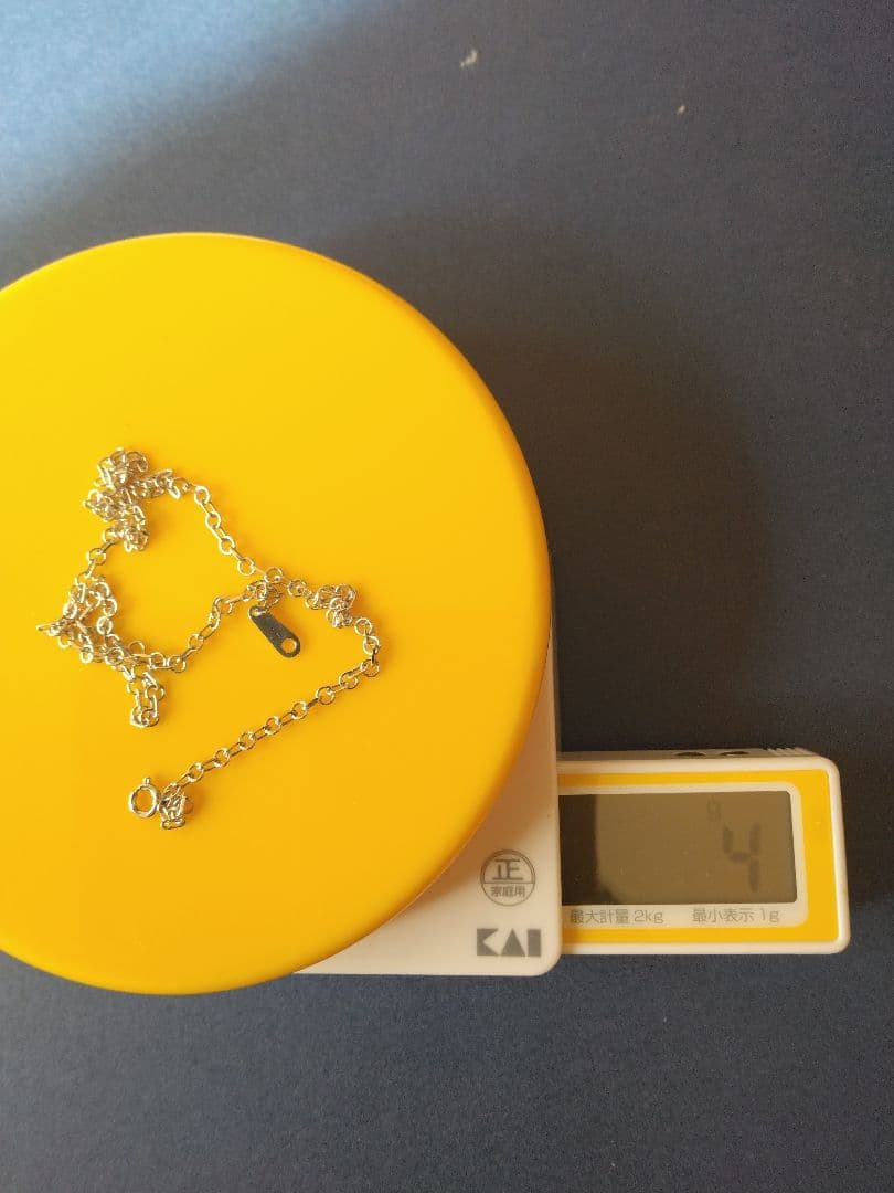 k18ホワイトゴールドのネックレス