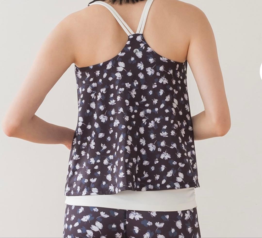 【SUKALA】フラワープリントカバータンクトップ　L L