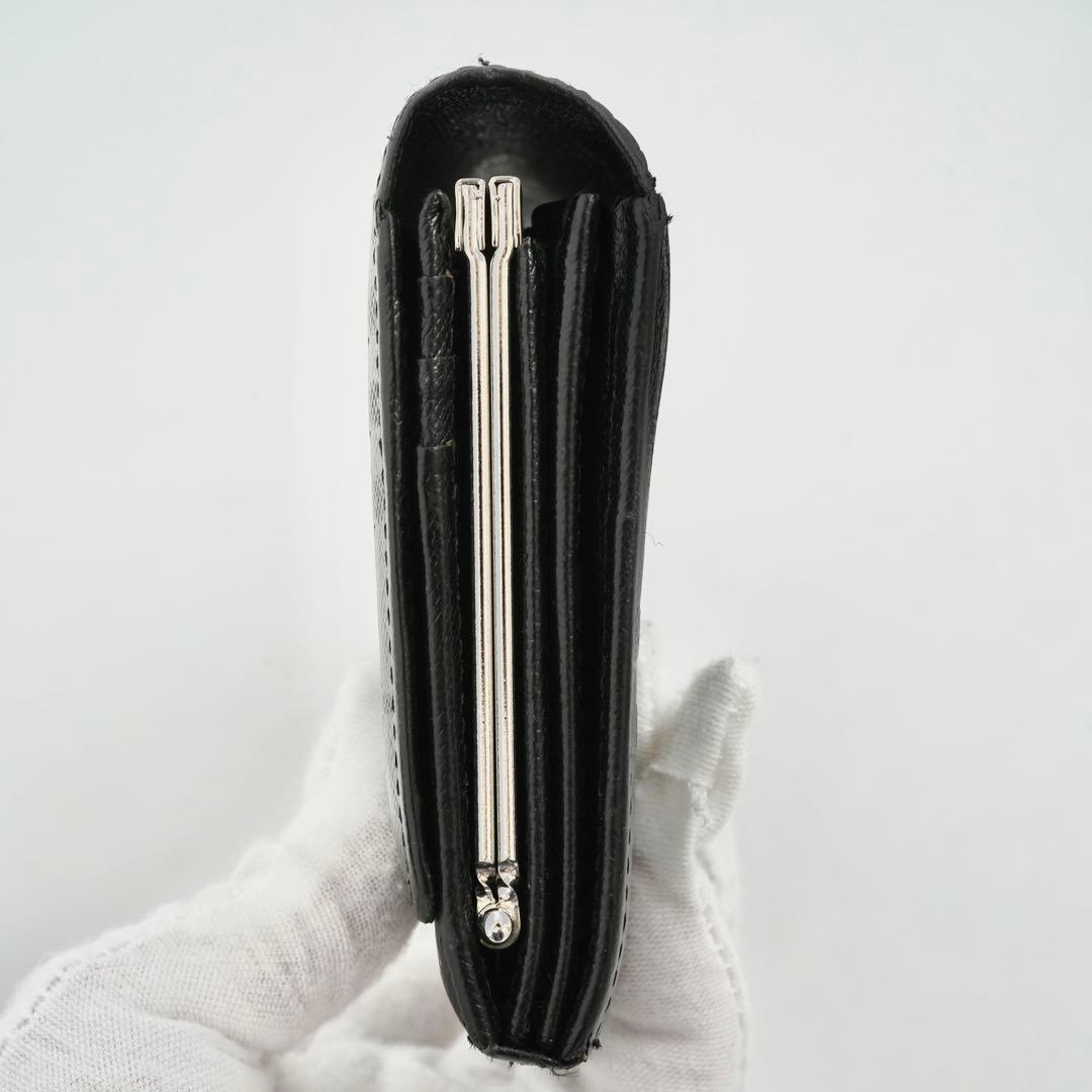 【未使用に近い】Burberry ノバチェック　エンボス　がま口　ファスナー