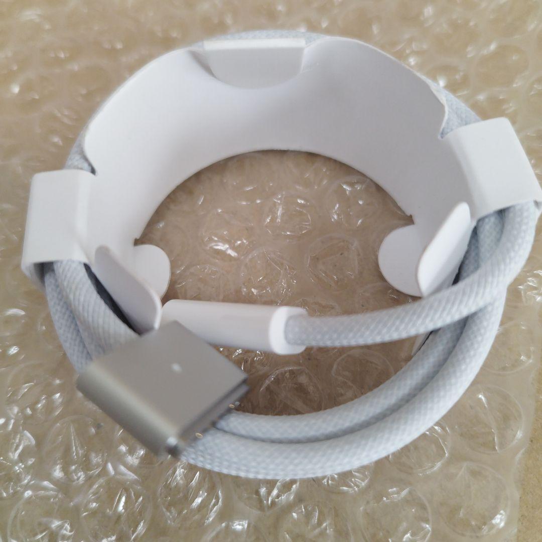 Apple純正 70W USB-C電源アダプタとケーブル