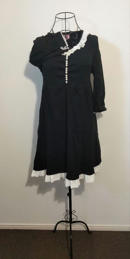 M*ん様 Angelic Pretty　カットワンピース　クロ