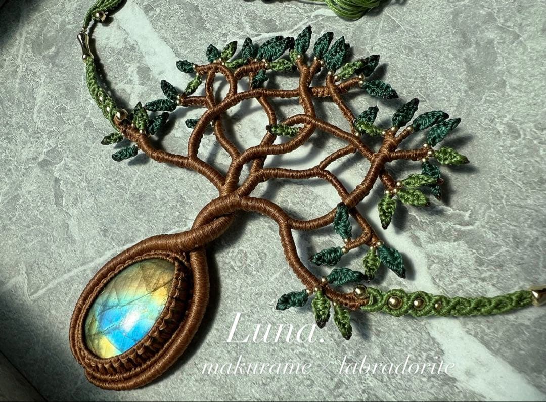 【handmade_Luna.】マクラメ× ラブラドライト ネックレス