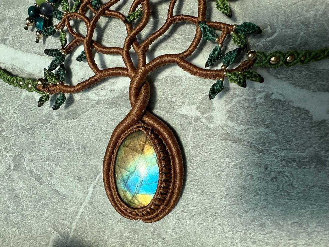 【handmade_Luna.】マクラメ× ラブラドライト ネックレス