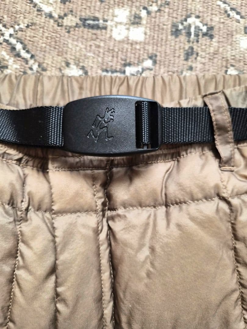 GRAMICCI×TAION コラボダウンセットアップベスト&パンツモカカーキ