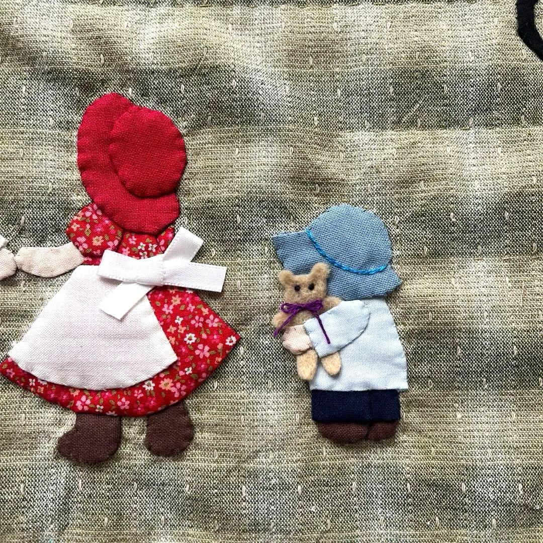 パッチワークタペストリー　スーちゃんキルト