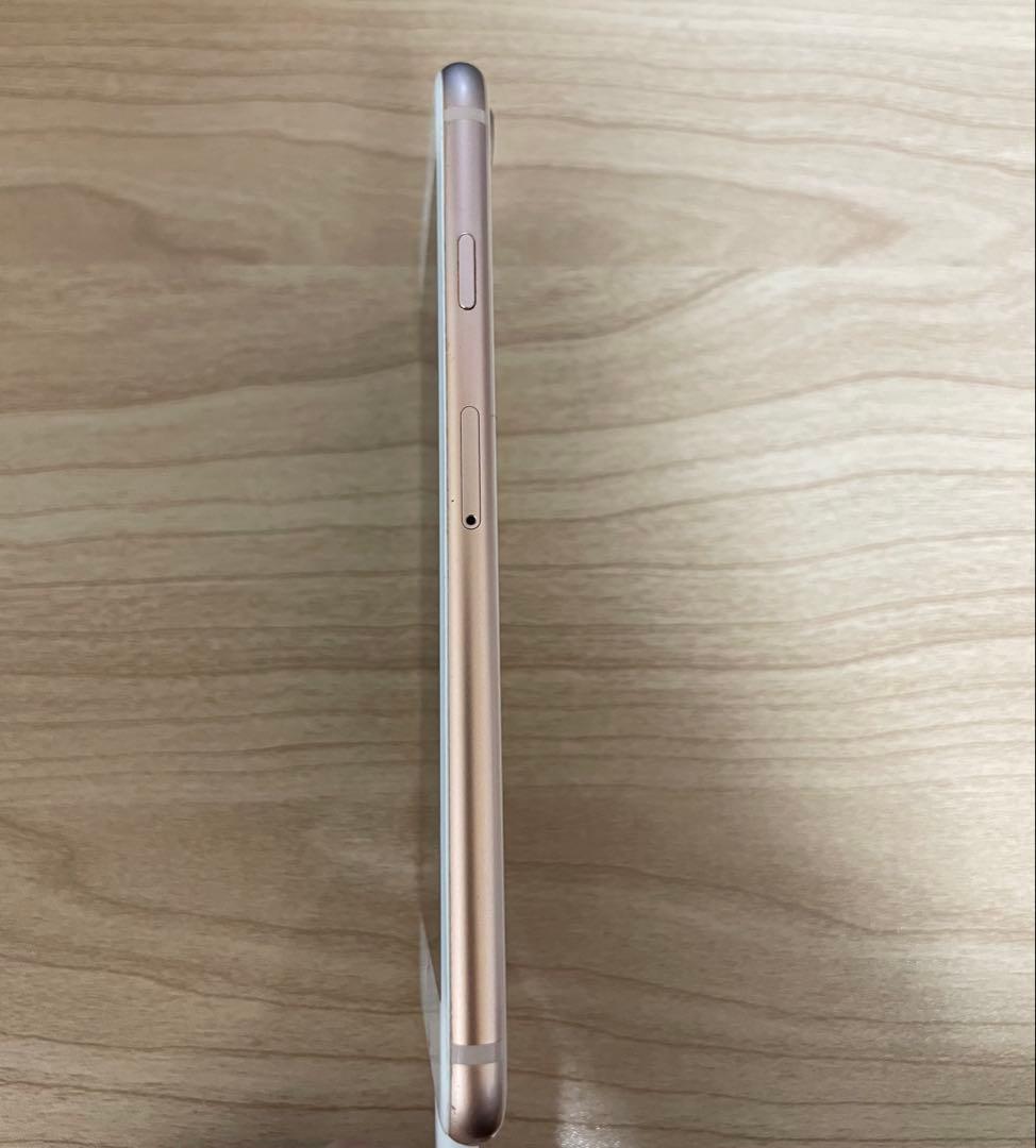 iPhone8　64GB　ゴールド 　SIMフリー