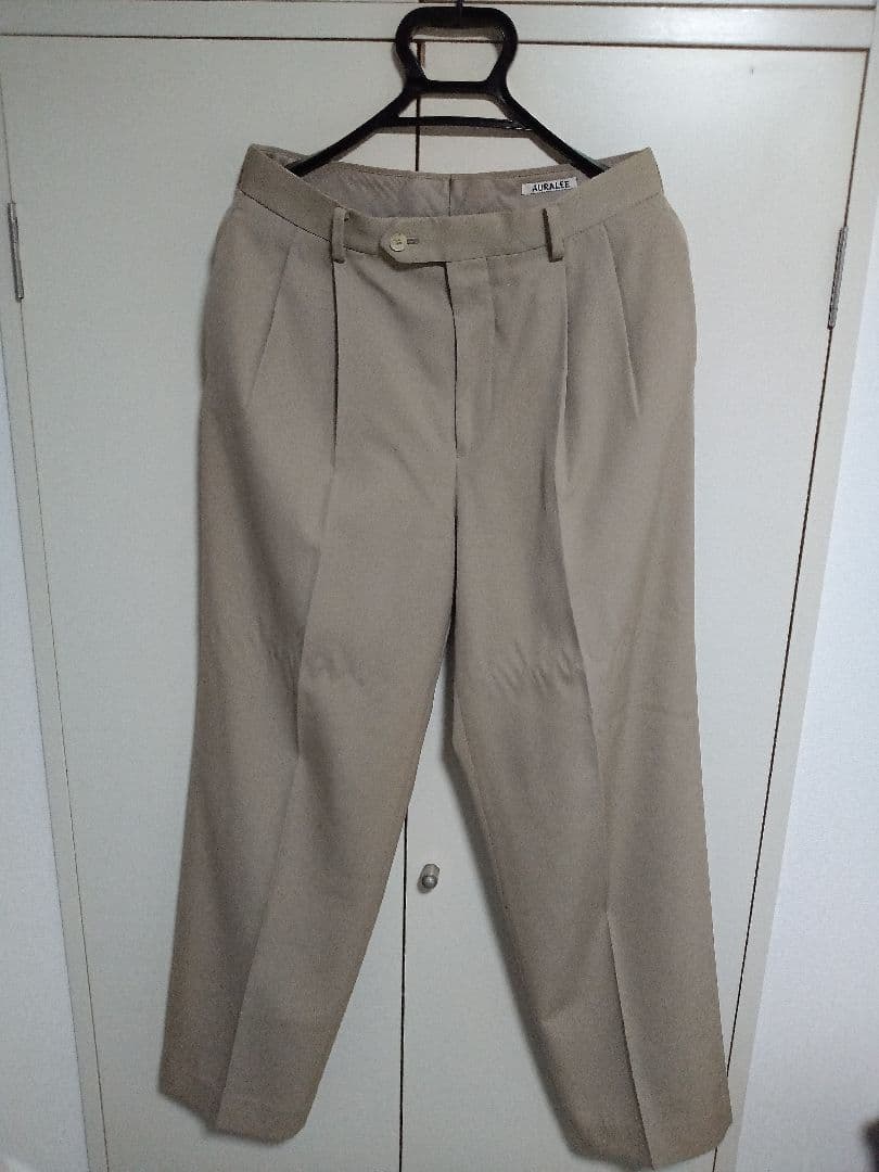 AURALEE LIGHT WOOL MAX GABARDINE 4 スラックス