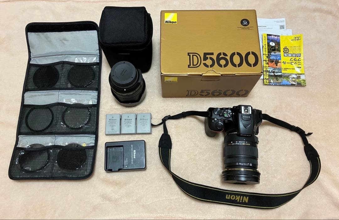Nikon D5600 デジタル一眼レフカメラ 本体 レンズセット