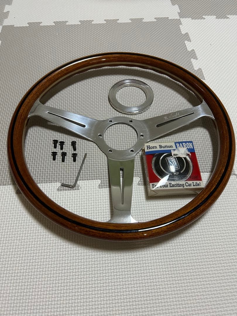 T*e様 Nardi ステアリングホイール　ジムニー　ボスあり