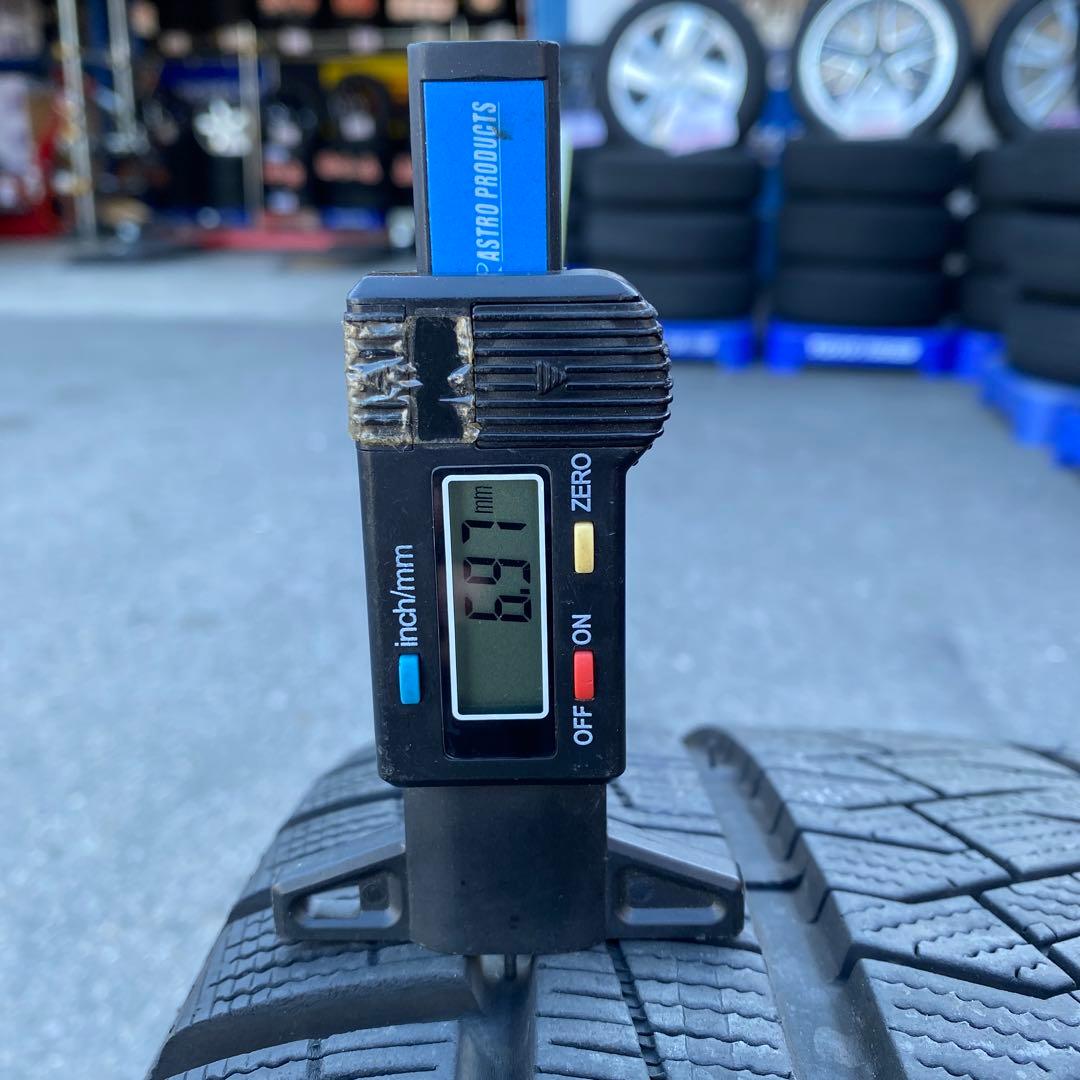 中古溝ありピレリスタッドレスセット215/60R16ヴェゼル、CX-3等