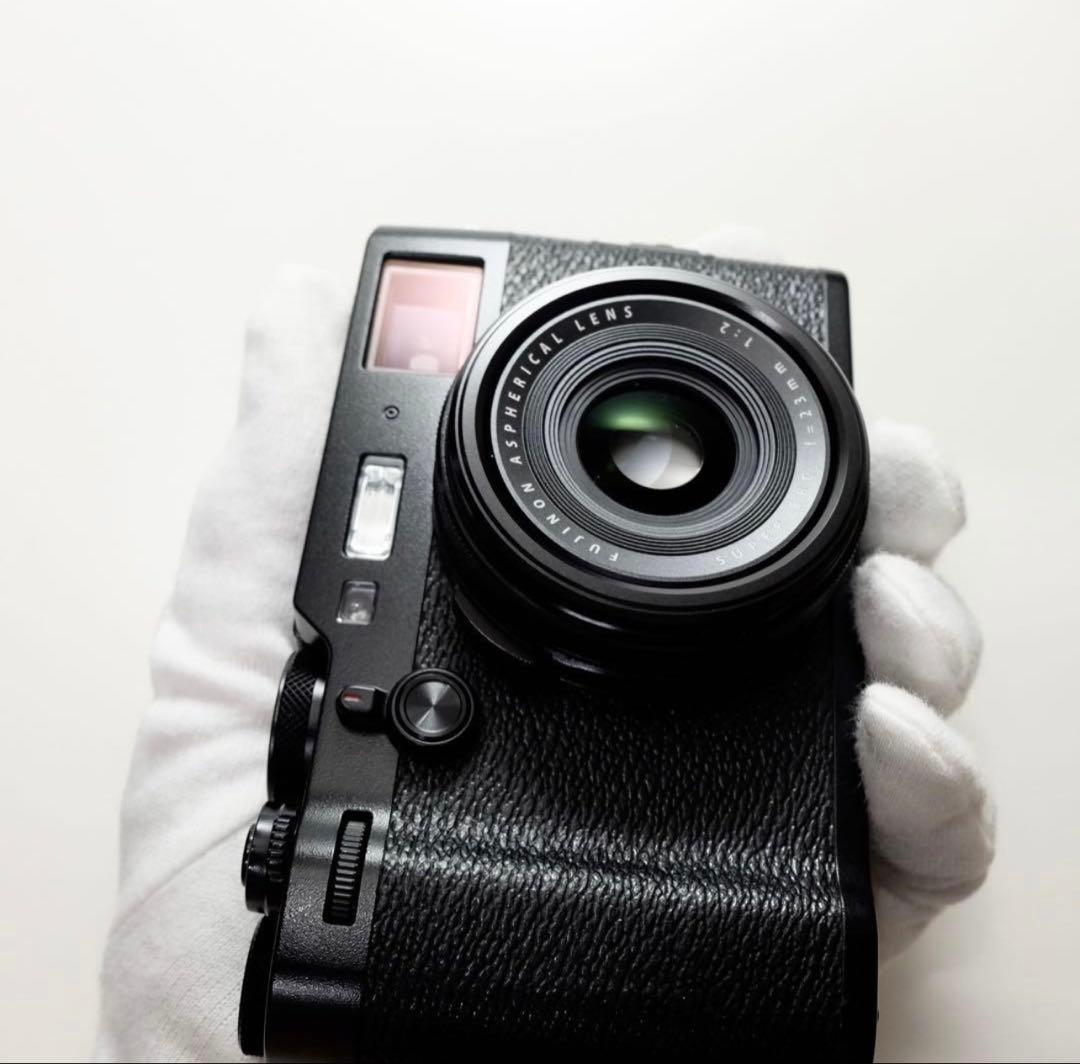 美品 FUJIFILM 富士フイルム X100F ブラック コンデジ
