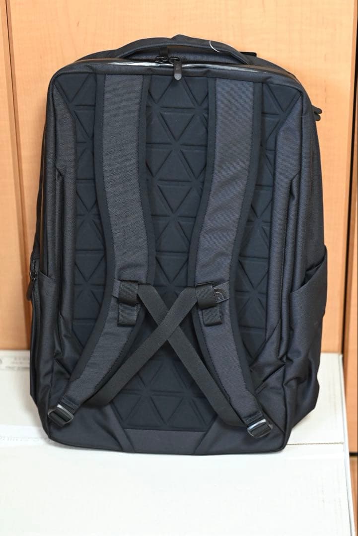 新品★格安　THE NORTH FACE シャトルデイパック ブラック