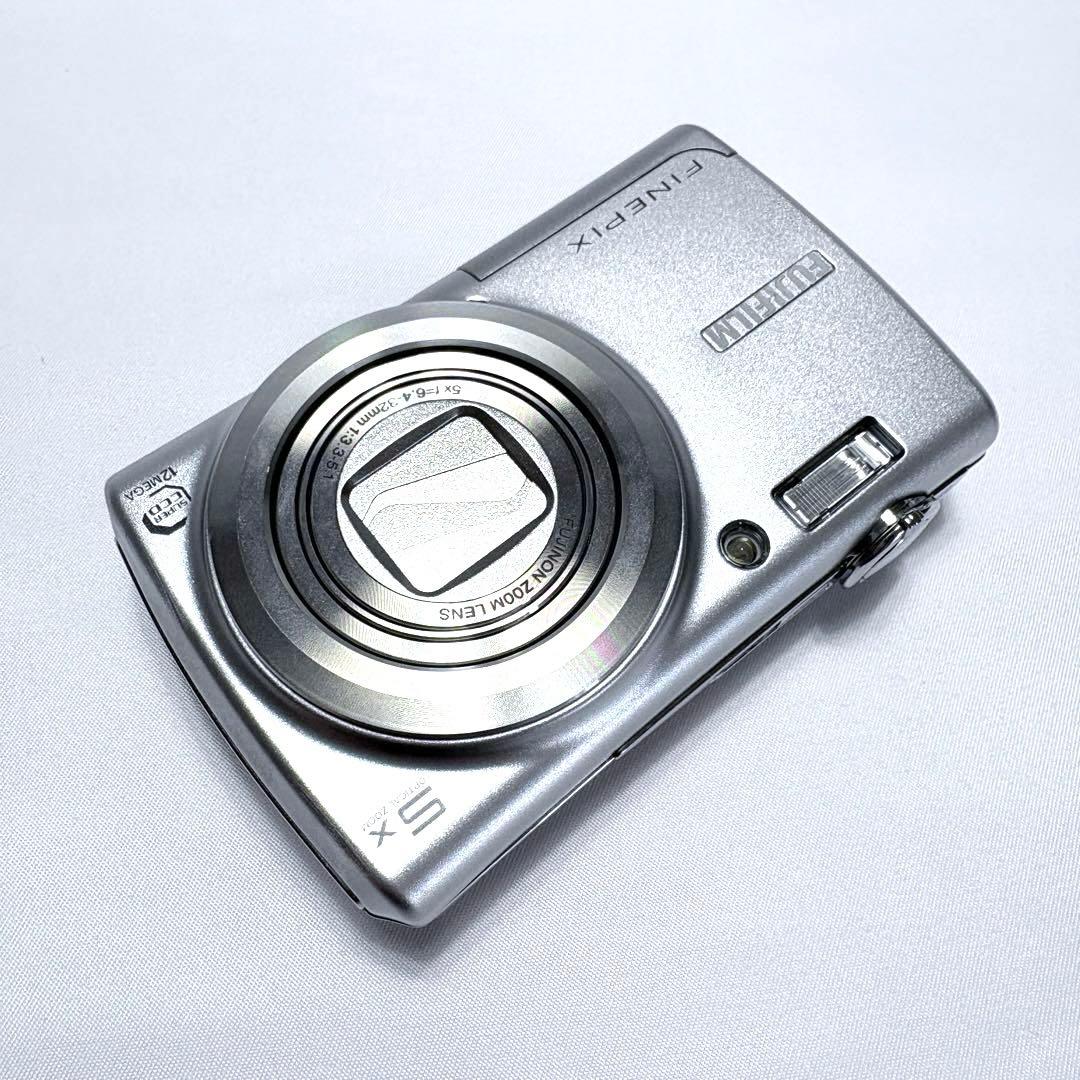 【美品】FUJIFILM FinePix F100fd シルバー 箱 説明書付き