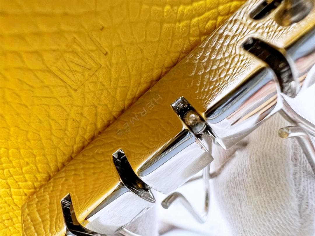 ほぼ未使用　エルメス　エチュイクレ4　キーケース　エプソン　イエロー　□M