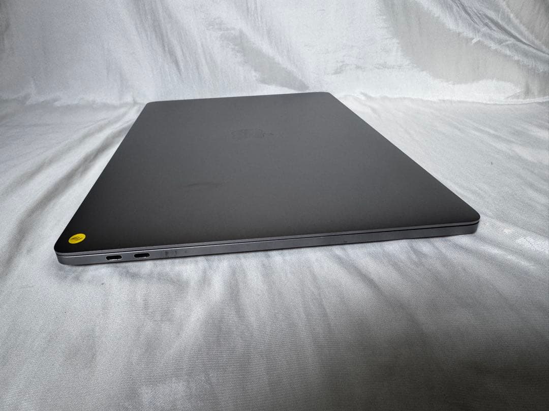 MacBook Pro 15インチ2017Core i7/16GB/500GB