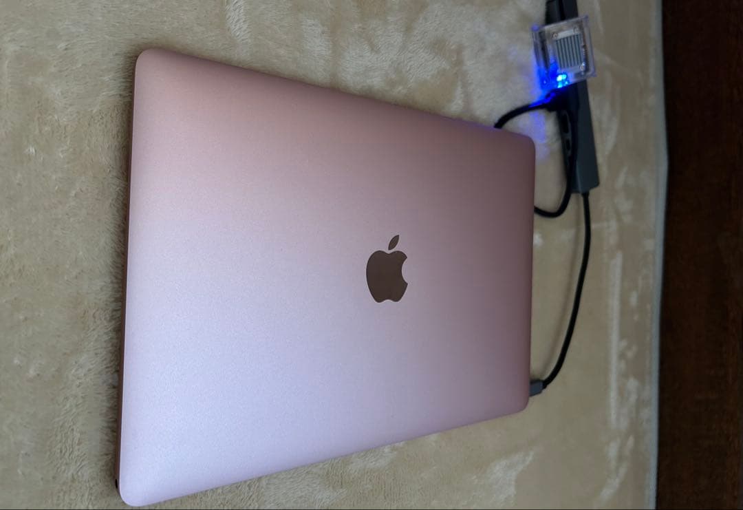 訳あり MacBook 12㌅ 2016 ローズゴールド 8GB 外付SSD起動