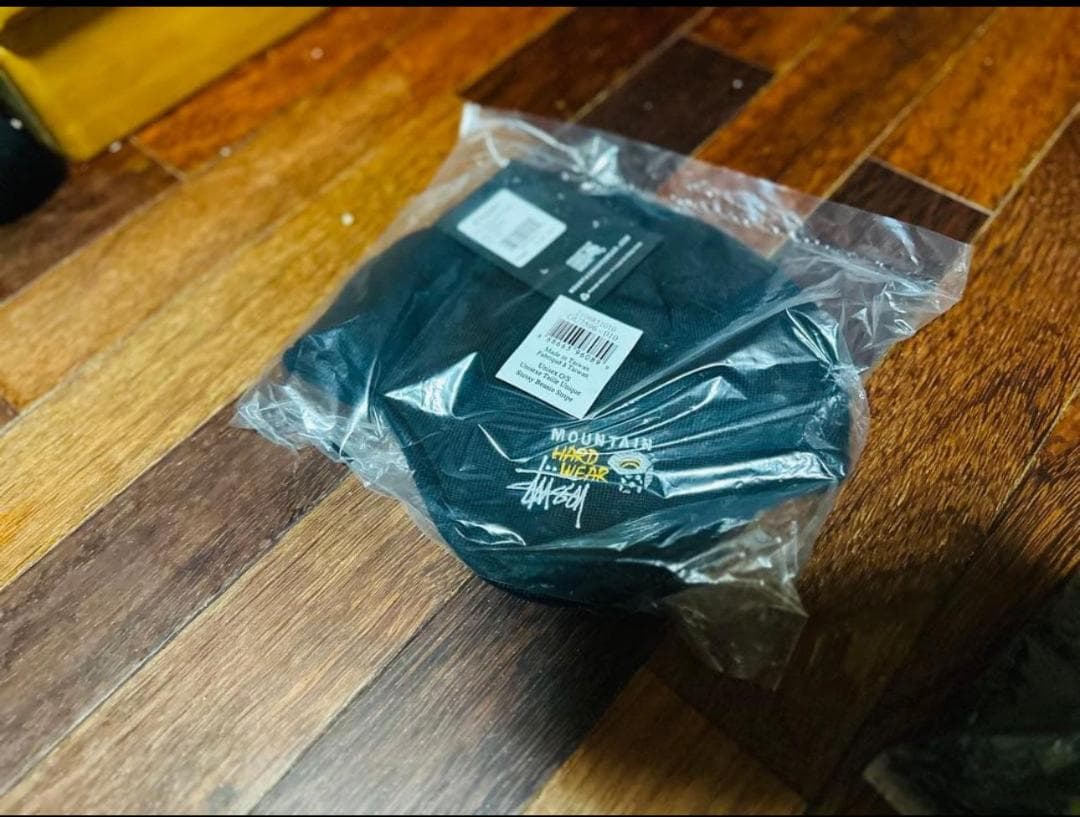 STÜSSY MOUNTAIN HARDWEAR EAR FLAP BEANIE