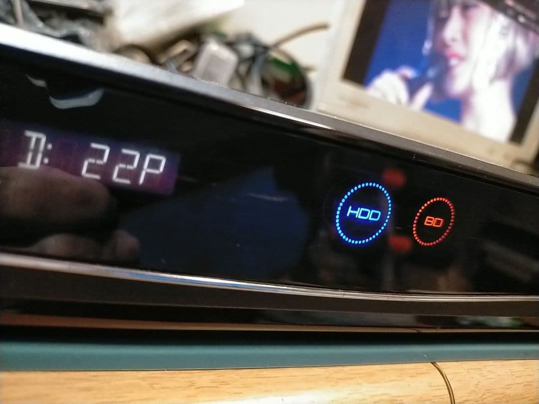 シャープ・BLレコーダーBD-S570美観リモコン+HDMI付き