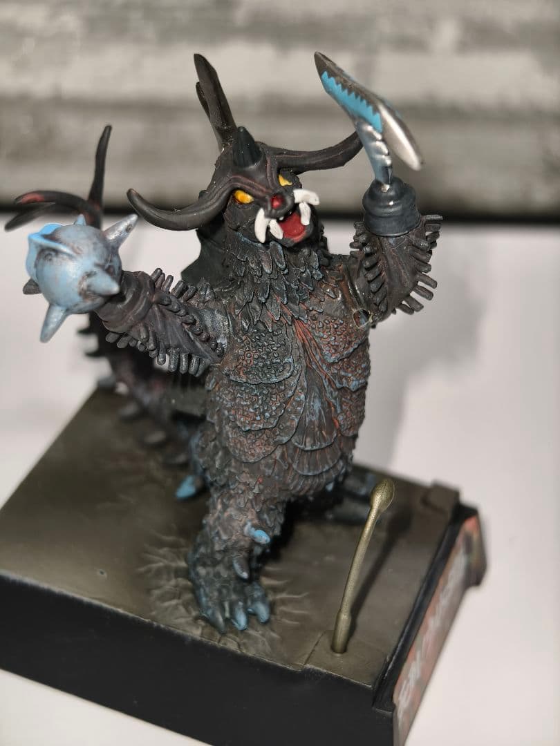 希少品 ウルトラ超獣名鑑【大超獣を越えてゆけ！編】バラバ