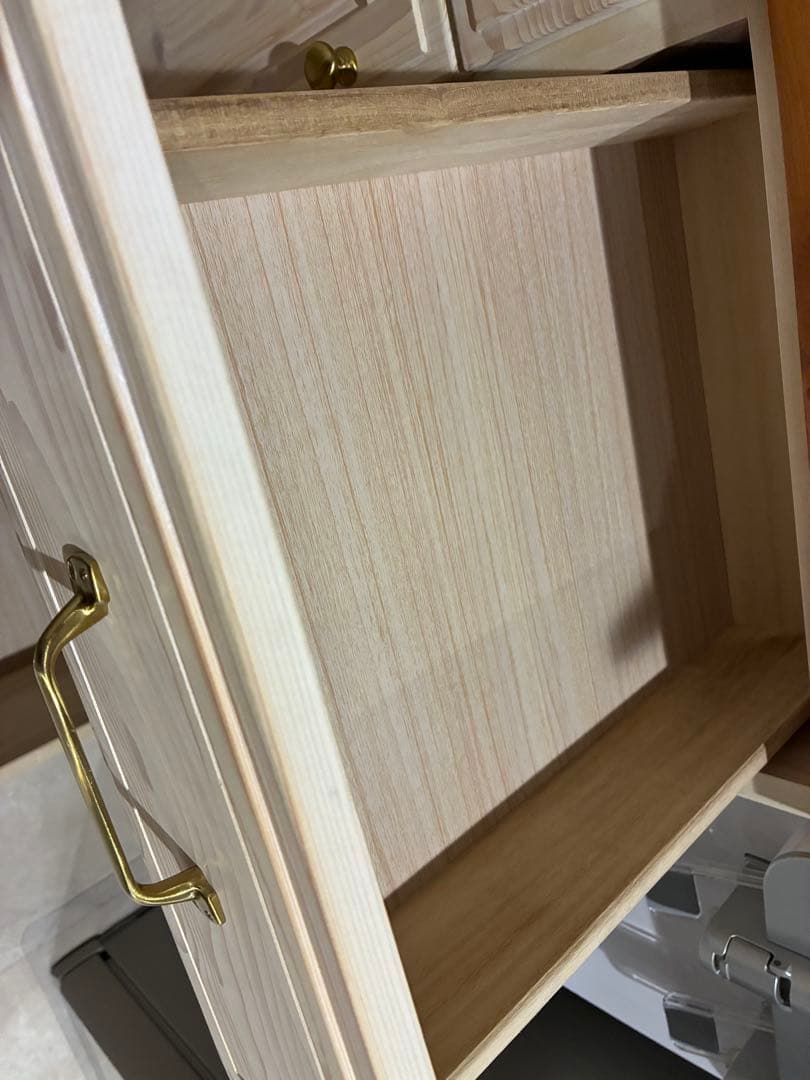 シナモシリーズ　ニトリ　キッチンボード　食器棚　　幅80