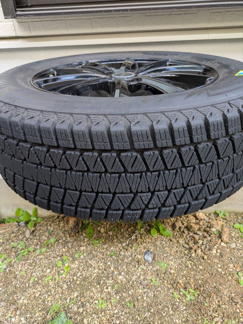 BLIZZAK DM-V3 225/65R17 タイヤ・ホイールセットブリザック