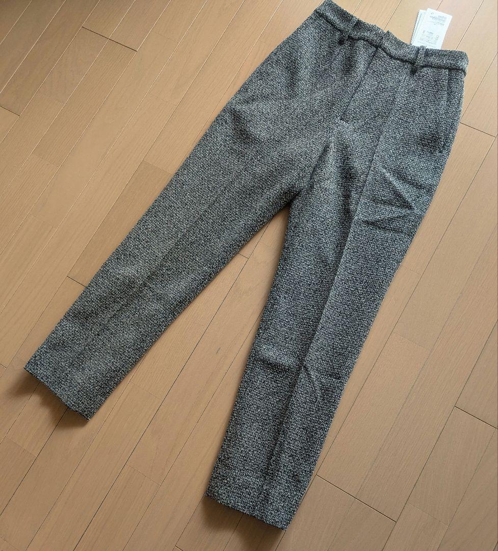 新品！ユナイテッドアローズ　テーパードパンツ