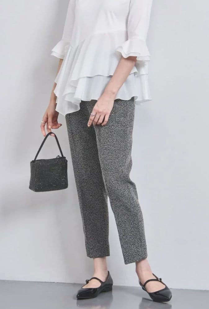 新品！ユナイテッドアローズ　テーパードパンツ